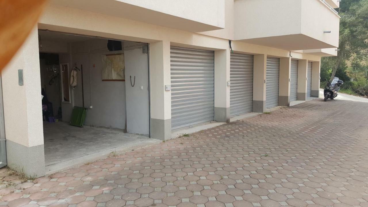 Apartman Tamara โตรกีร์ ภายนอก รูปภาพ